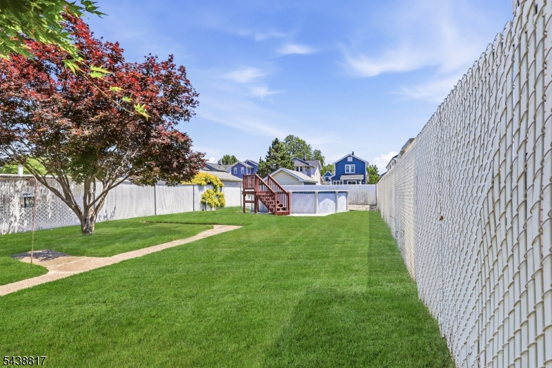 332 Riverside Avenue Lyndhurst, NJ 07071 - Photo 9 of 38