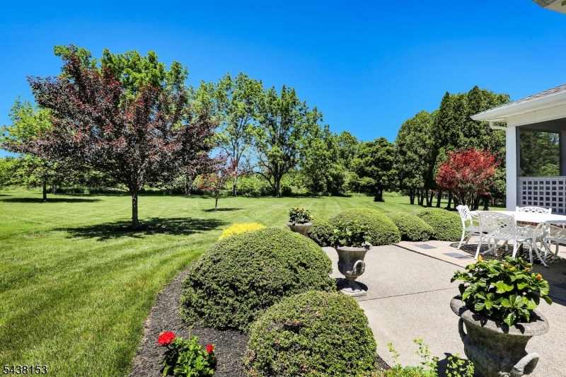 80 Juniper Way Bernards, NJ 07920 - Photo 37 of 48