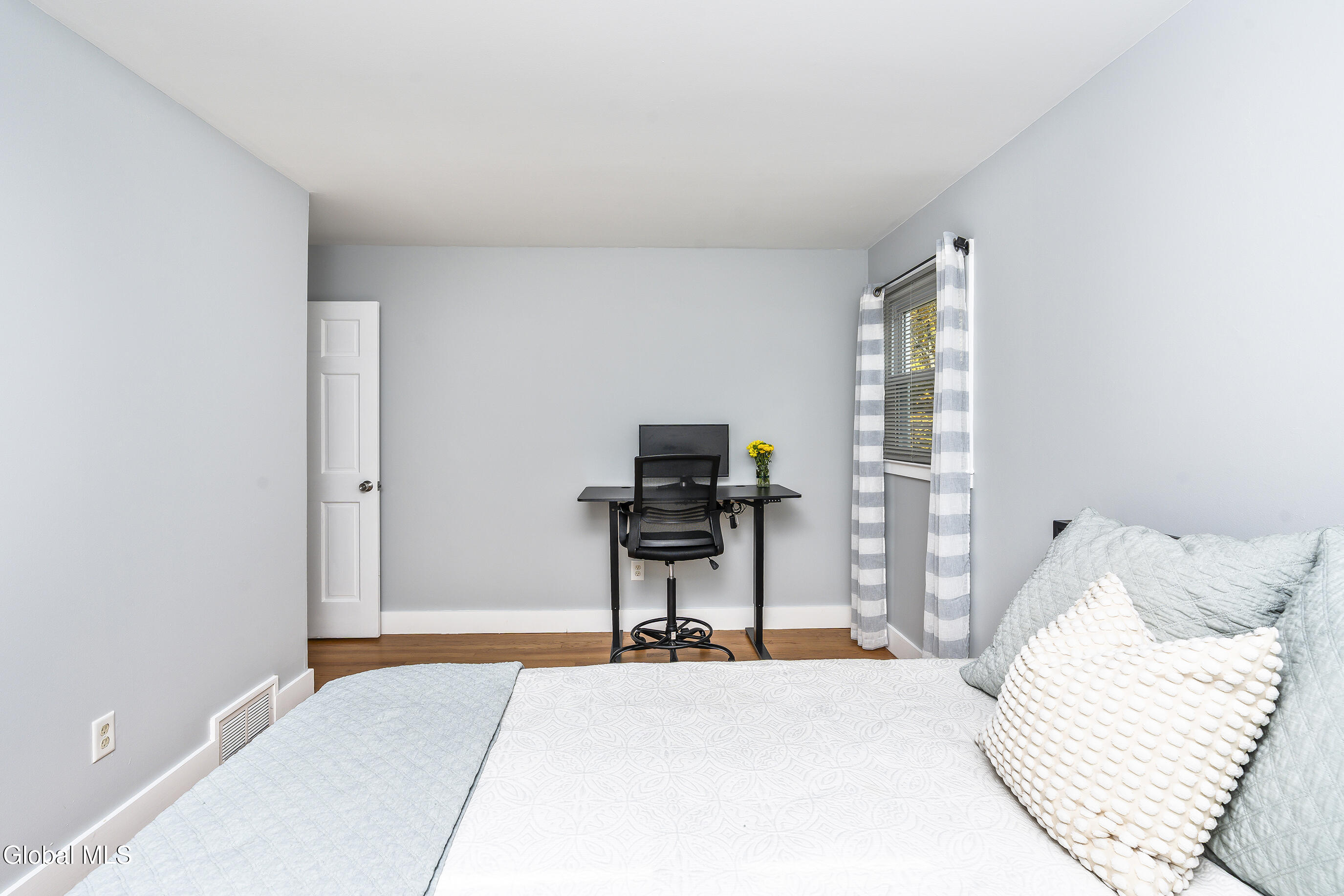 65 Berwick Road Bethlehem, NY 12054 - Photo 27 of 50 027-65-Berwick-rd-Delmar-NY-12054