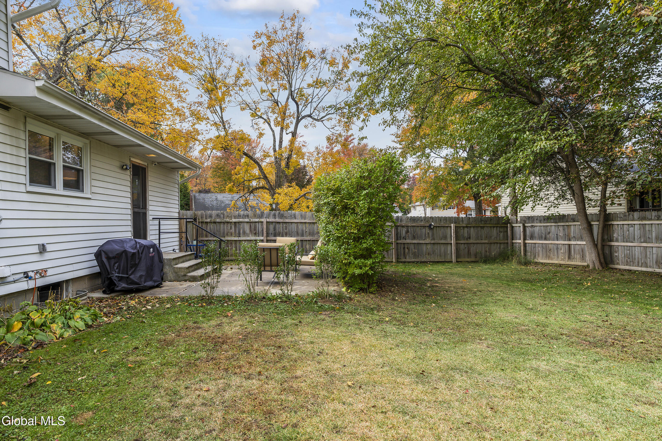 65 Berwick Road Bethlehem, NY 12054 - Photo 41 of 50 041-65-Berwick-rd-Delmar-NY-12054