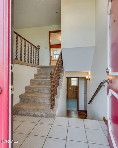 $340,000 | 485 Old Hickory Circle, Mount Carmel, TN 37645