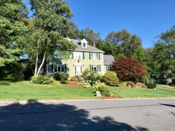245 Simpson Road Marlborough, MA 01752 - Photo 3 of 21 Gallery Image 3