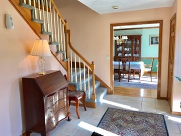 245 Simpson Road Marlborough, MA 01752 - Photo 4 of 21 Gallery Image 4