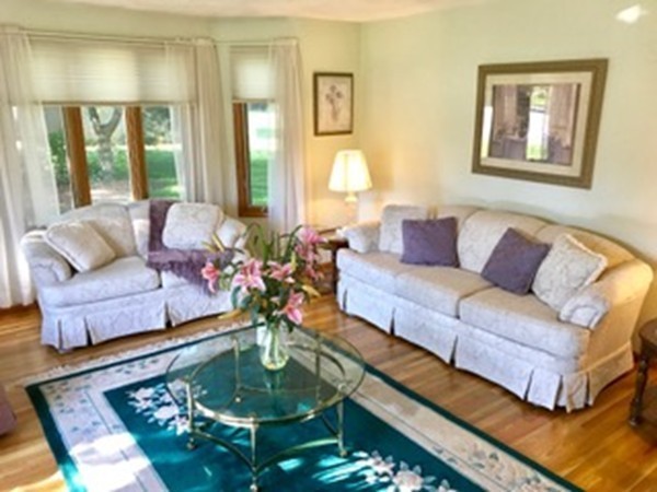245 Simpson Road Marlborough, MA 01752 - Photo 5 of 21 Gallery Image 5