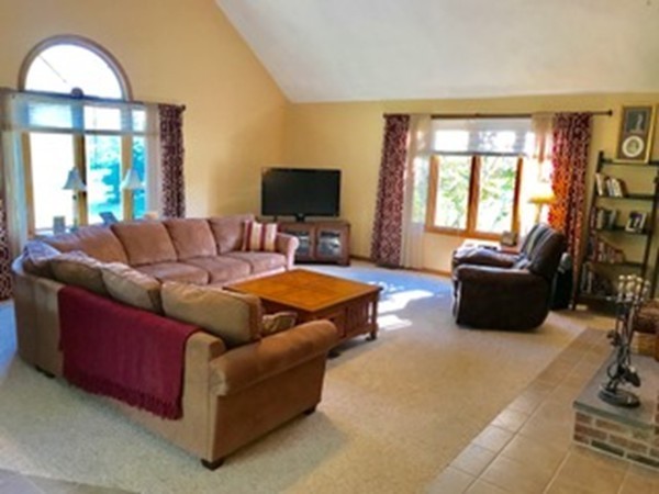 245 Simpson Road Marlborough, MA 01752 - Photo 7 of 21 Gallery Image 7