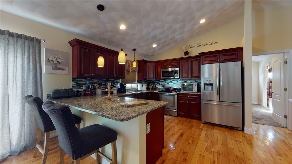 7 Wilbur Road Lincoln, RI 02865 - Photo 9 of 42