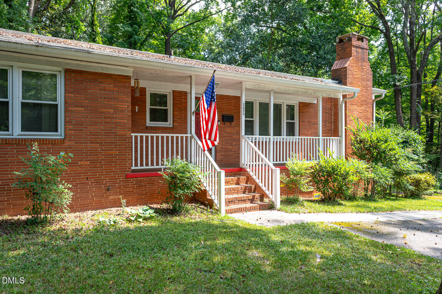 2602 Wade Avenue Raleigh, NC 27607 - Photo 4 of 38 machikas-2602-wade-6