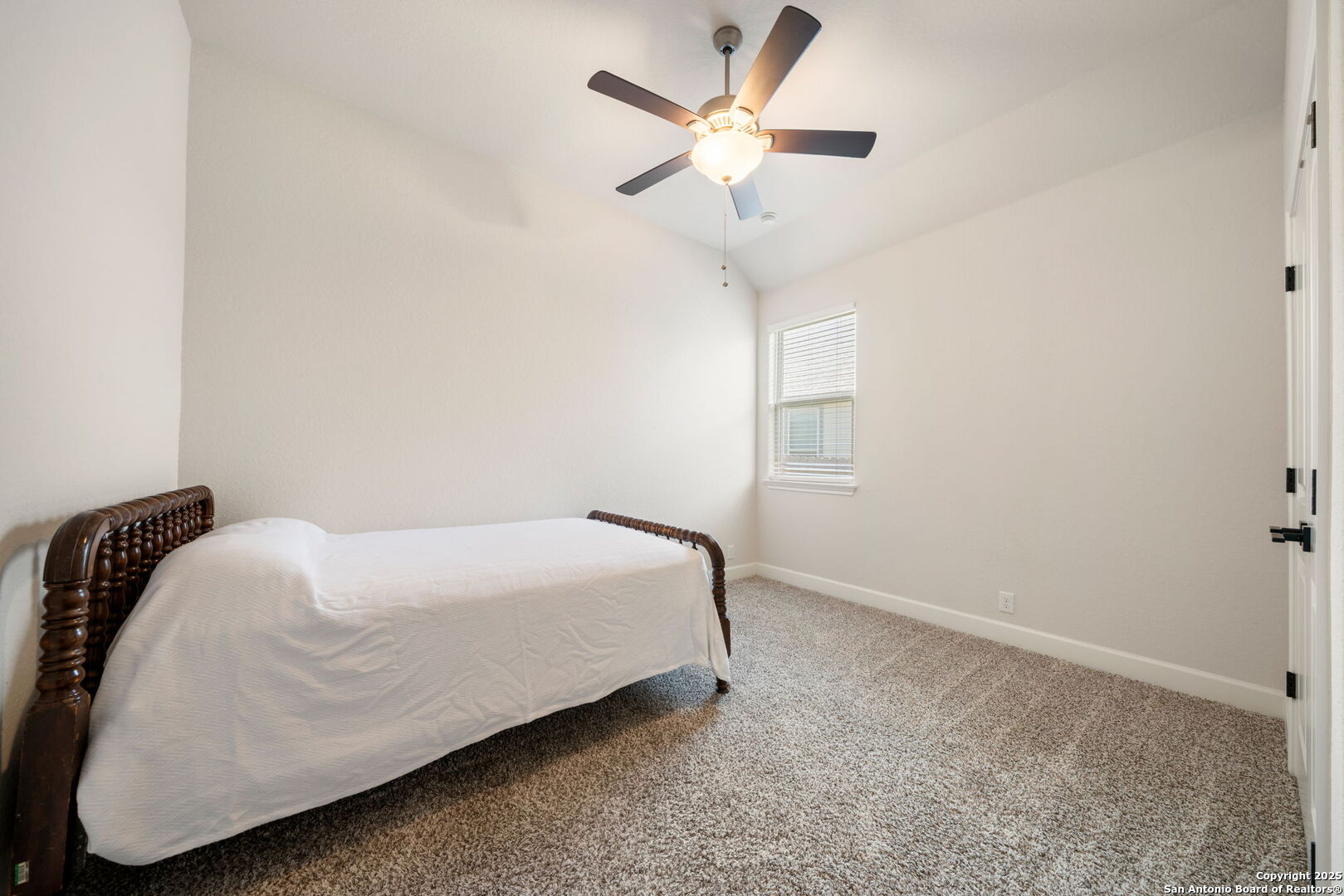 122 Noble Woods Boerne, TX 78006 - Photo 23 of 32