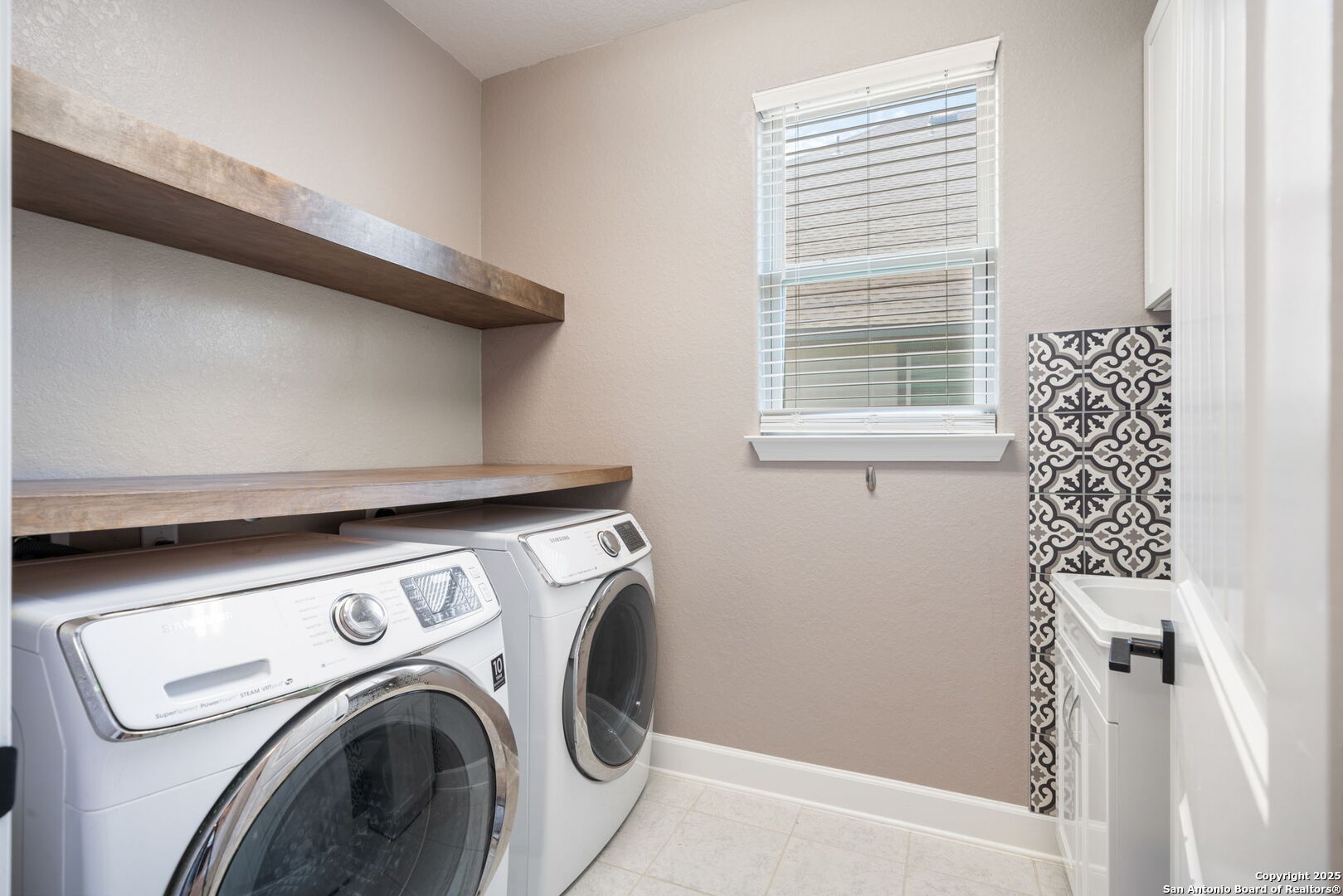 122 Noble Woods Boerne, TX 78006 - Photo 28 of 32