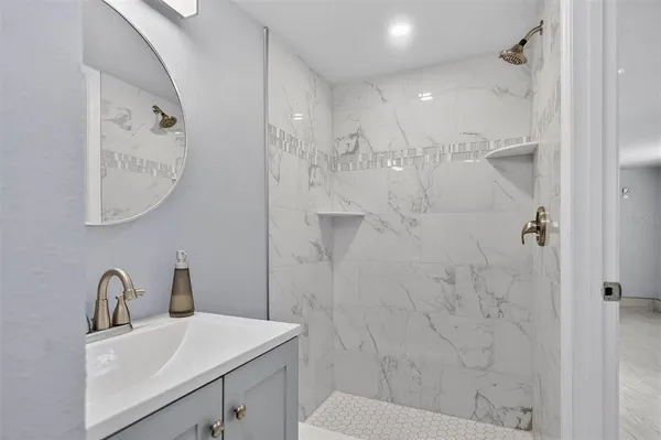 $1,150 | 917 Mack Avenue, Unit 1/2, Orlando, FL 32805