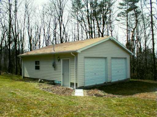 335 Stoup Road Mars, PA 16046 - Photo 4 of 8
