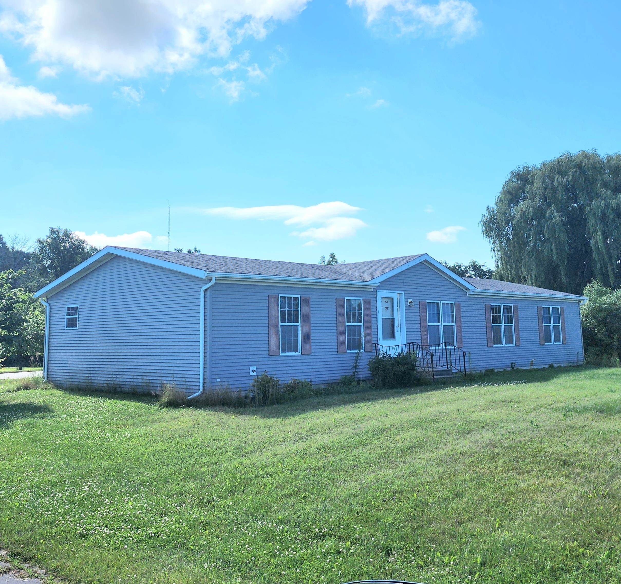 5678 North 8 Mile Road Pinconning, MI 48650 - Photo 1 of 48