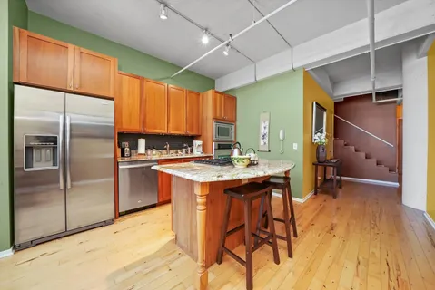 $3,800 | 1530 South State Street, Unit 1009, Chicago, IL 60605