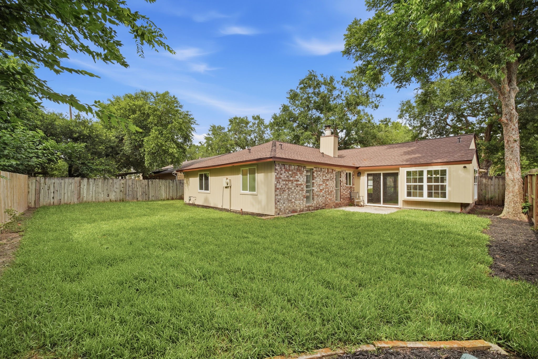 18607 Hiddenbay Way Spring, TX 77379 - Photo 37 of 41