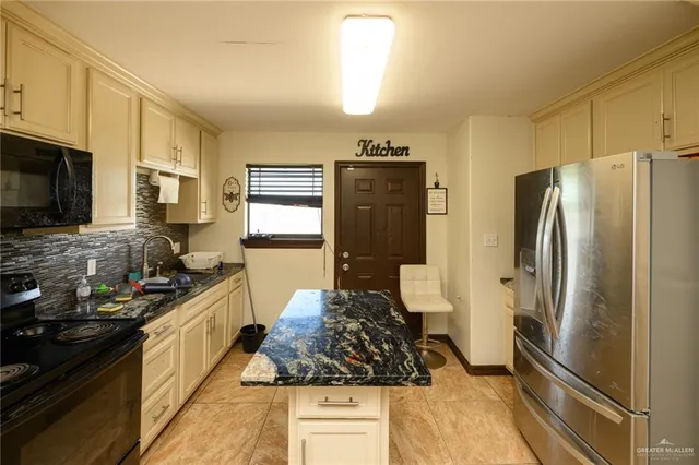 $224,900 | 2214 South Christian Circle, Harlingen, TX 78550