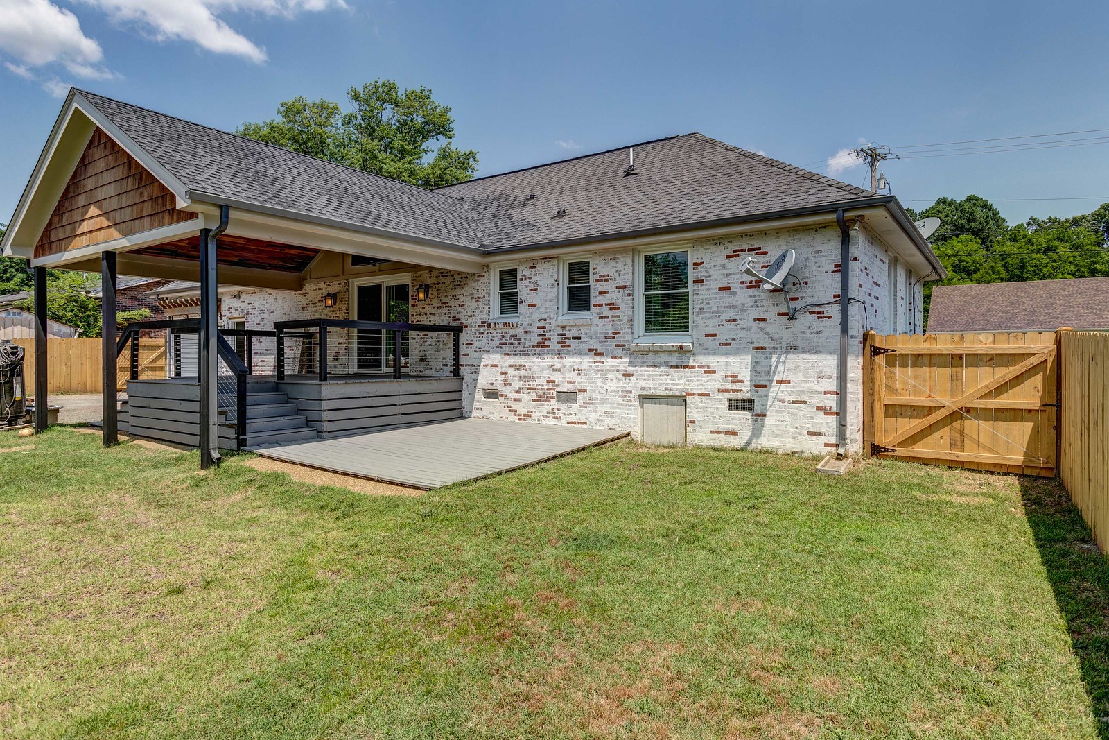 490 Rural Hill Road Nashville, TN 37217 - Photo 28 of 36 a front view of a house with a yard