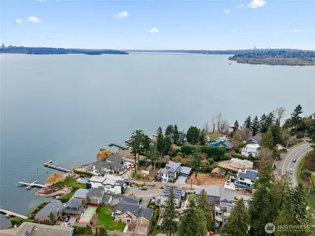$1,300,000 | 8329 Northeast Juanita Drive, Kirkland, WA 98034