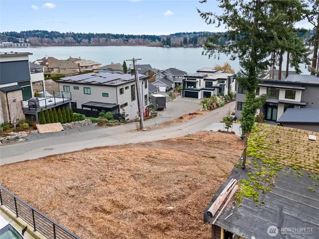 $1,300,000 | 8329 Northeast Juanita Drive, Kirkland, WA 98034