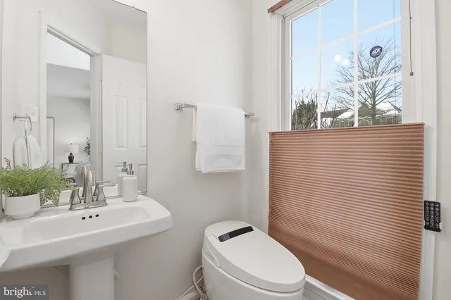 $969,000 | 13566 Cobra Drive, Herndon, VA 20171