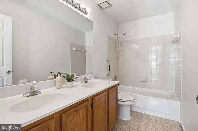 $969,000 | 13566 Cobra Drive, Herndon, VA 20171