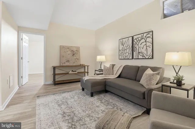 $969,000 | 13566 Cobra Drive, Herndon, VA 20171