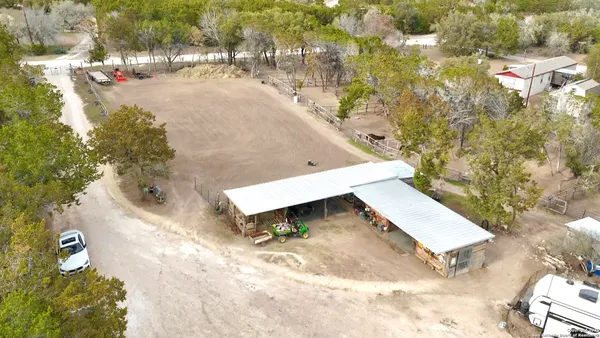 $543,000 | 946 Frontier Lane, Bandera, TX 78003