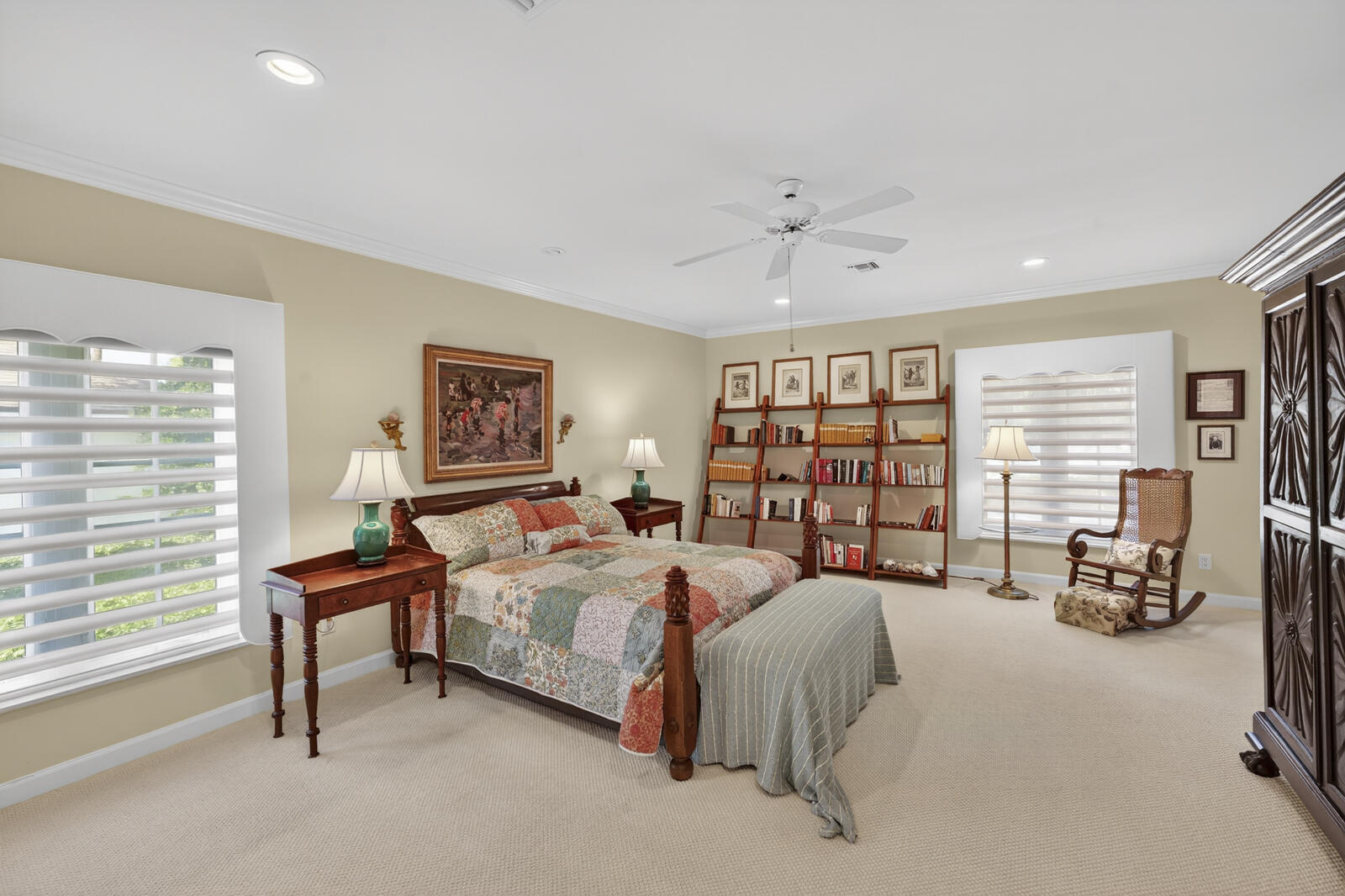 625 Riomar Drive Vero Beach, FL 32963 - Photo 36 of 54 a bed room with a bed and a lamp