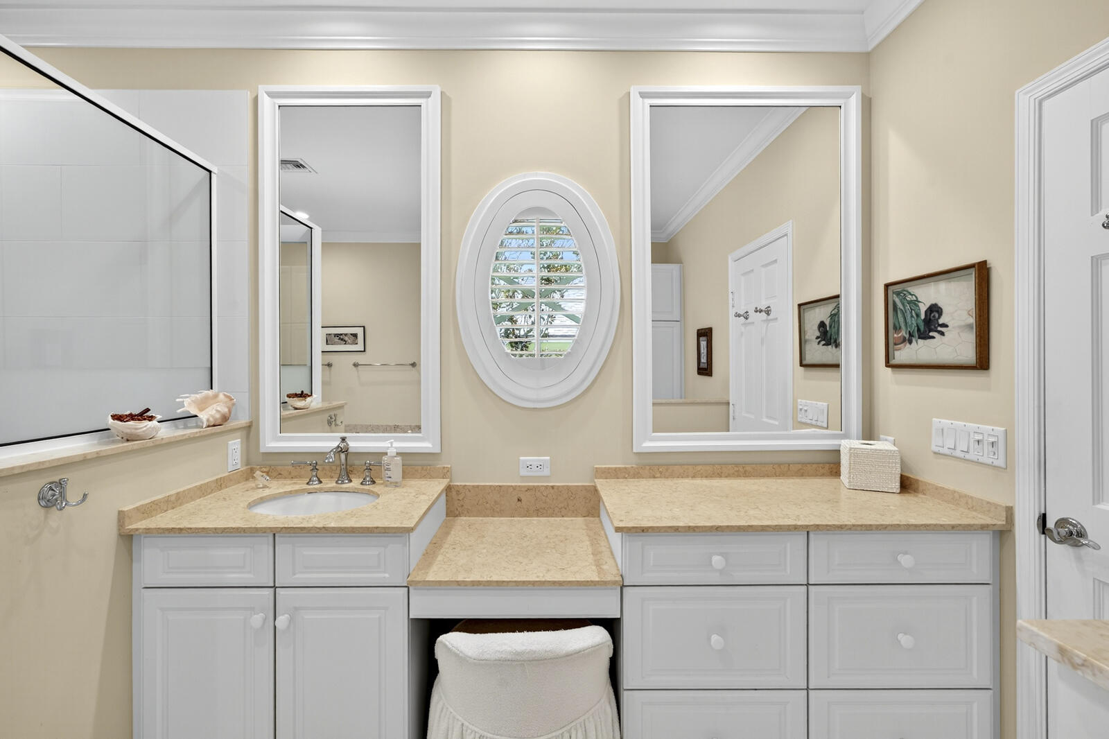 625 Riomar Drive Vero Beach, FL 32963 - Photo 41 of 54 a bathroom with a sink a mirror and a toilet