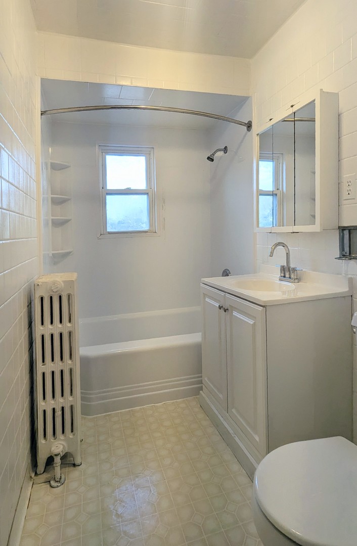 607 Walnut Street, Unit 2 Lemont, IL 60439 - Photo 3 of 6