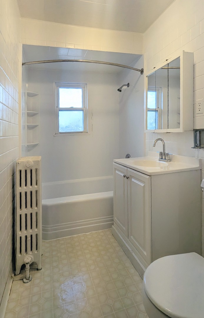 607 Walnut Street, Unit 2 Lemont, IL 60439 - Photo 4 of 6