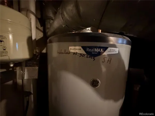 $460,000 | 4784 South Olathe Way, Aurora, CO 80015