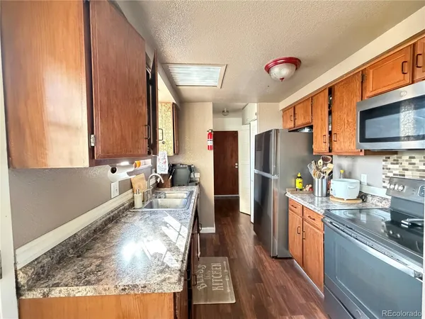 $460,000 | 4784 South Olathe Way, Aurora, CO 80015