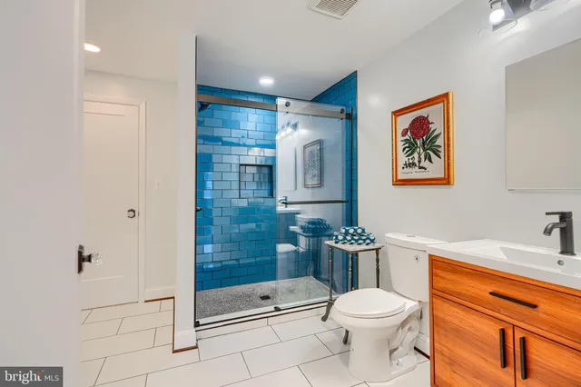 $515,000 | 5000 Greenleaf Road, Baltimore, MD 21210