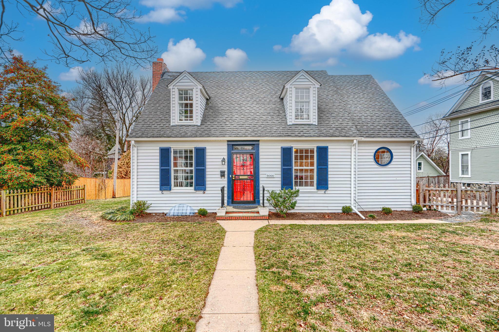 5000 Greenleaf Road Baltimore, MD 21210 - Photo 3 of 45 a front view of house with yard