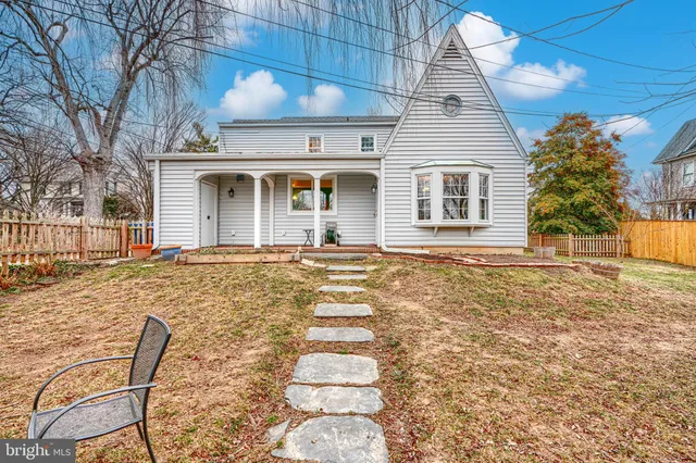 $515,000 | 5000 Greenleaf Road, Baltimore, MD 21210