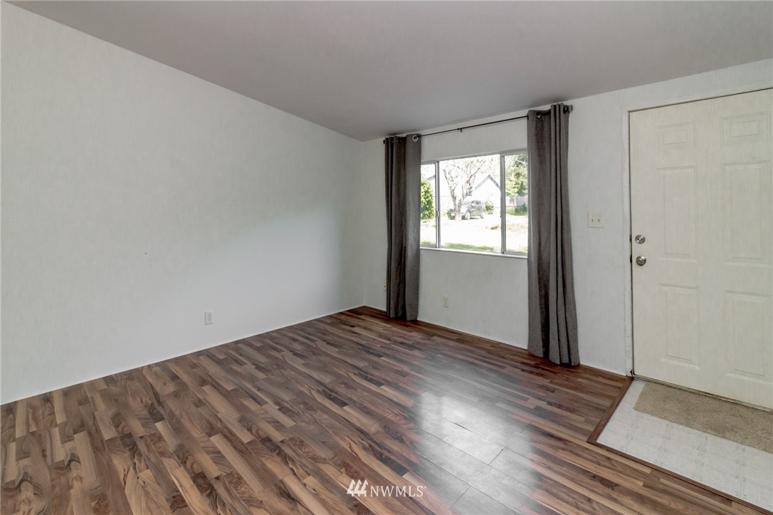 12703 Military Road South Burien, WA 98168 - Photo 6 of 22 Gallery Image 6