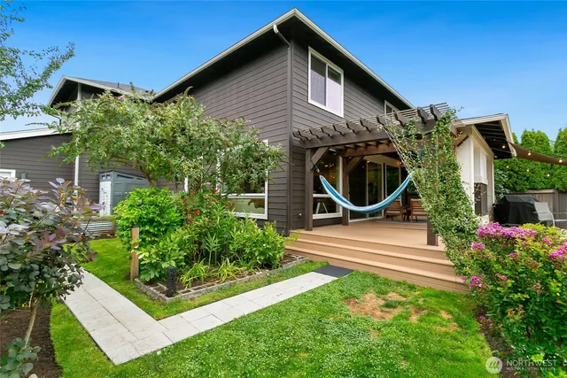 $1,345,000 | 751 Southeast 11th Street, North Bend, WA 98045