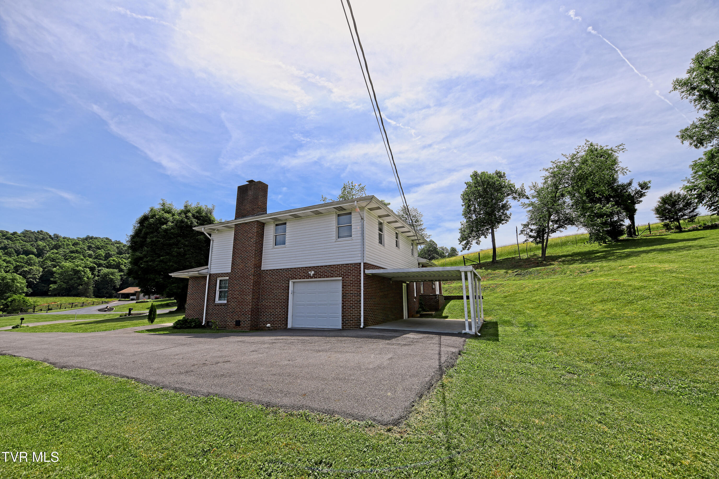 148 Unaka Subdivision Road Elizabethton, TN 37643 - Photo 53 of 53 Outside DSC_3294Edit Smaller Size