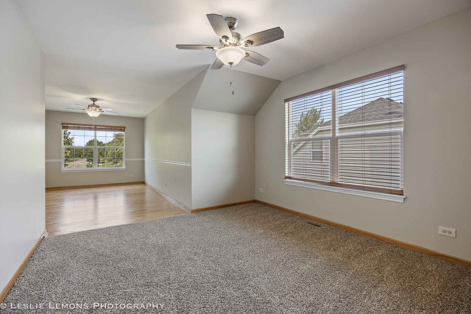 13141 Cinnamon Circle Plainfield, IL 60585 - Photo 25 of 35 a view of an empty room with a window
