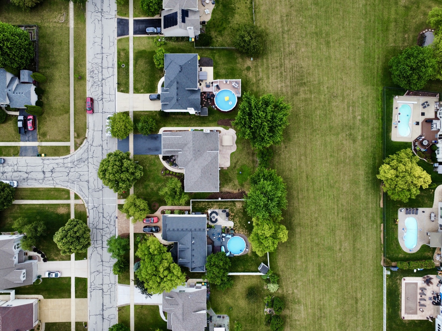13141 Cinnamon Circle Plainfield, IL 60585 - Photo 4 of 35 an aerial view of a house with a yard basket ball court and outdoor seating