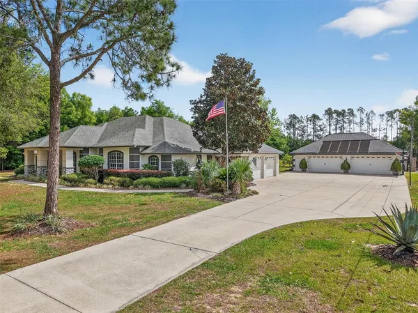 $1,275,000 | 19703 Twin Ponds Road, Umatilla, FL 32784