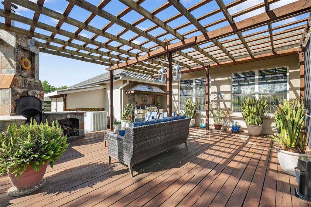 19703 Twin Ponds Road Umatilla, FL 32784 - Photo 43 of 62 a view of outdoor space