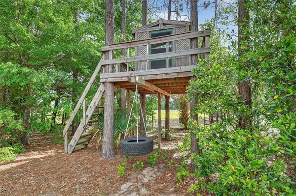 $1,275,000 | 19703 Twin Ponds Road, Umatilla, FL 32784