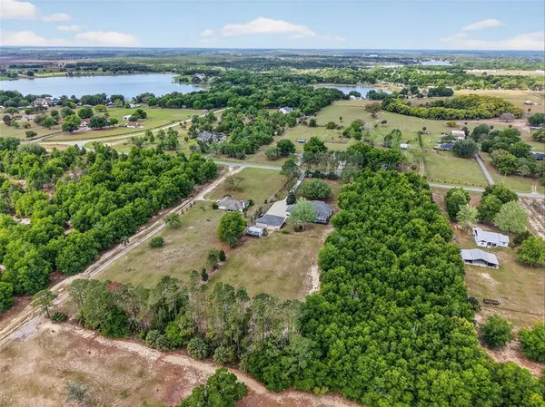 $1,275,000 | 19703 Twin Ponds Road, Umatilla, FL 32784