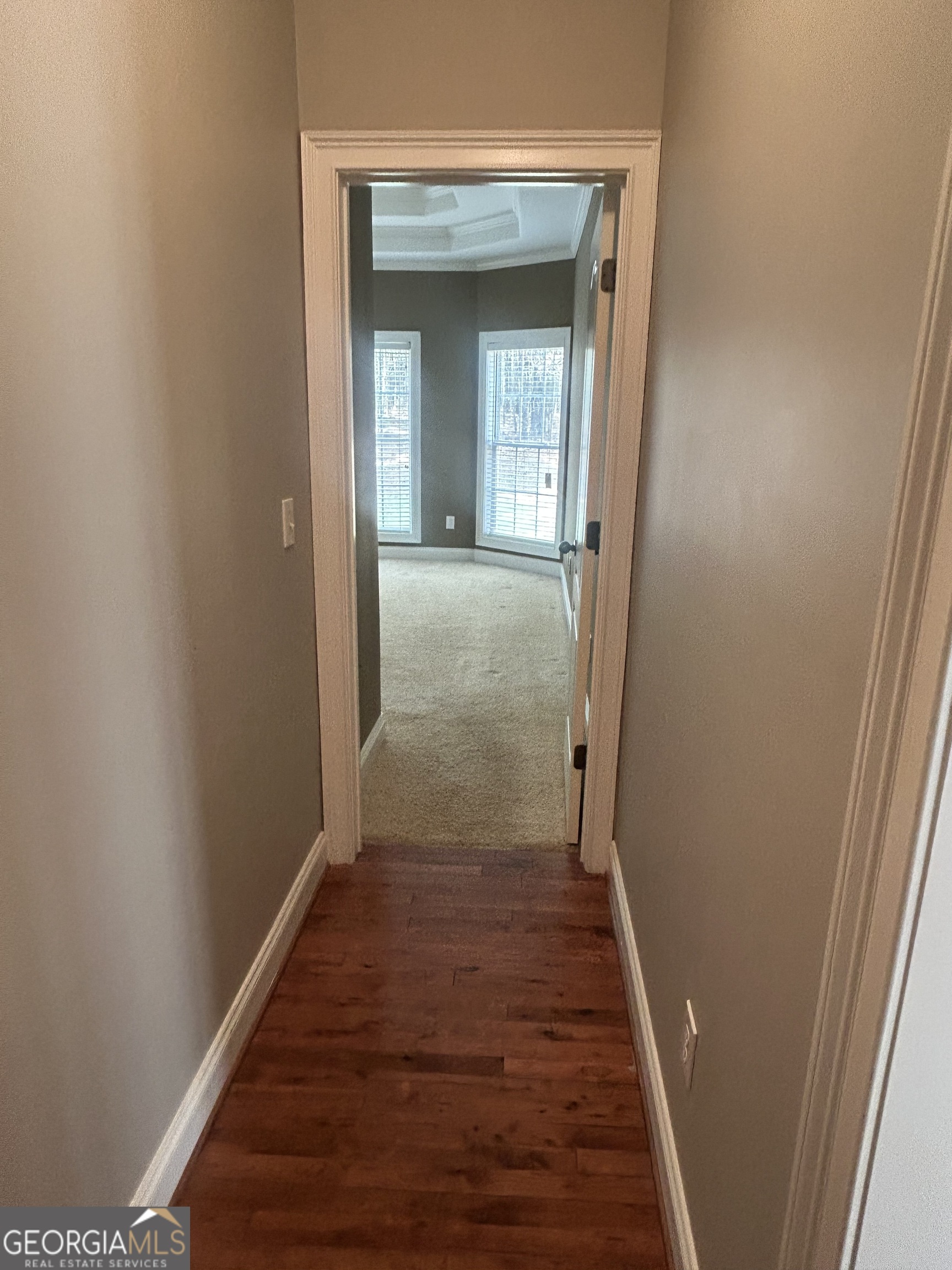 160 Walnut Ridge Way Covington, GA 30014 - Photo 31 of 51 Hallway to private owners suite