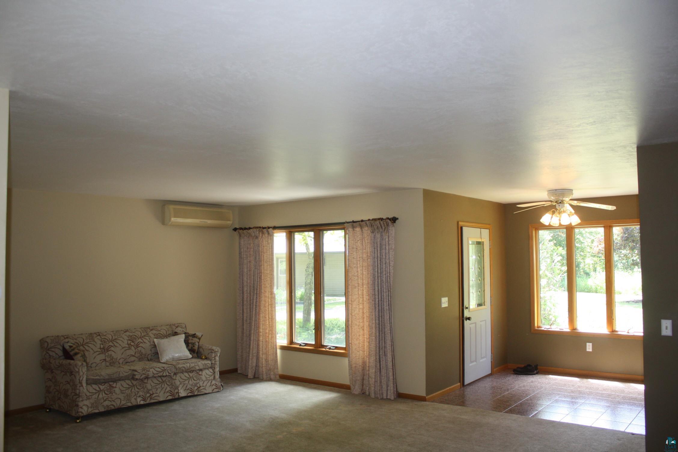 6718 East County Rd B South Range, WI 54874 - Photo 21 of 50 Living Room