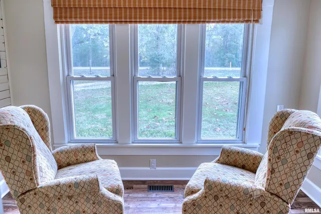 $289,000 | 6873 Old 13 Highway, Carbondale, IL 62901