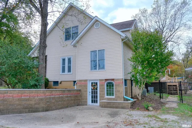 $289,000 | 6873 Old 13 Highway, Carbondale, IL 62901