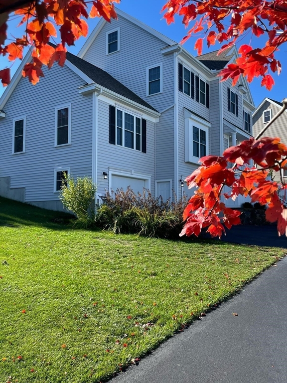 21 Chanelle Circle Salem, MA 01970 - Photo 3 of 31