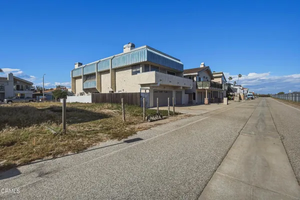 $1,625,000 | 4900 Oceanaire Street, Oxnard, CA 93035